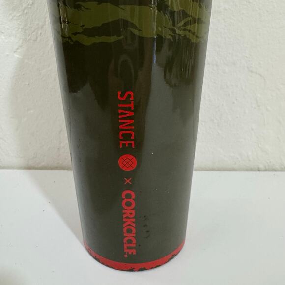 Stance X Corkcicle Camouflage Sport Canteen 20oz Stance - Picture 3 of 7